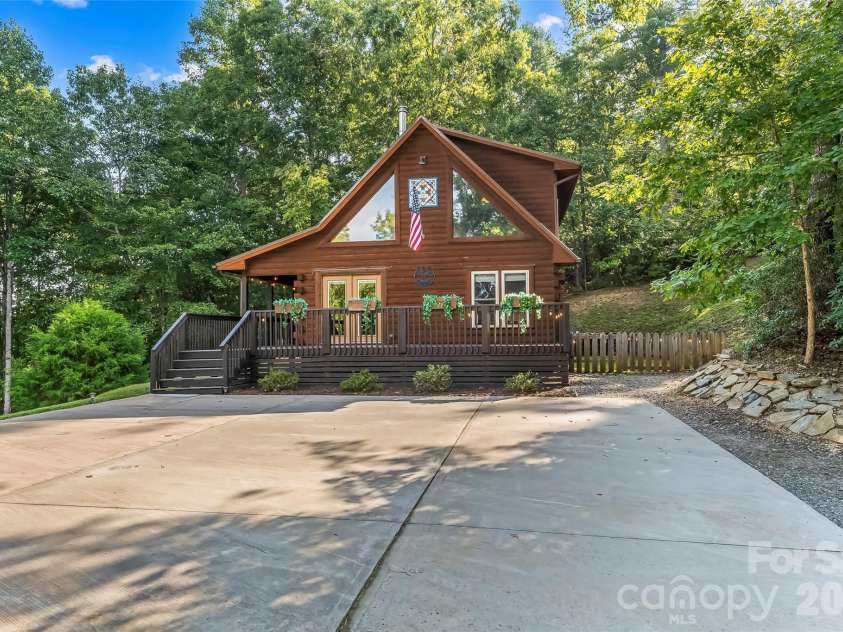 314 Old Mill Road, Nebo, NC 28761.  MLS# CAR4425232, YatesRealty ID 51817. 