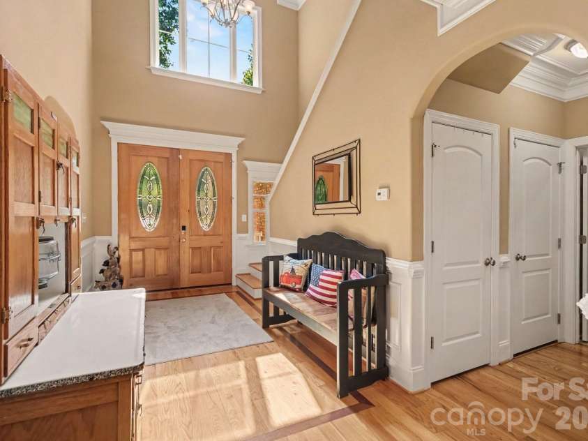 5116 Ivy Trace Court, Clemmons, NC 27012.  MLS# CAR4426274, YatesRealty ID 51818. 
