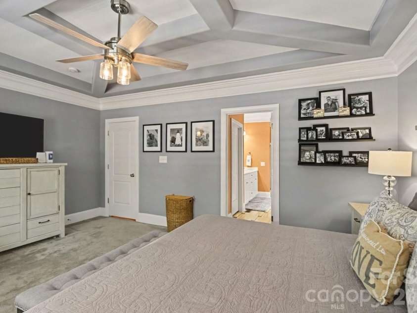 5116 Ivy Trace Court, Clemmons, NC 27012.  MLS# CAR4426274, YatesRealty ID 51818. 