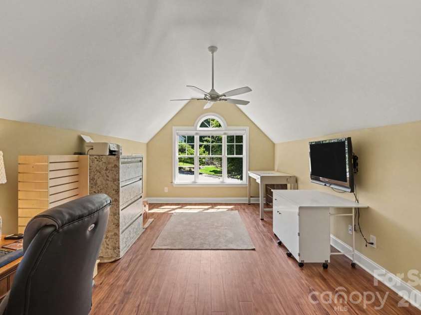 5116 Ivy Trace Court, Clemmons, NC 27012.  MLS# CAR4426274, YatesRealty ID 51818. 