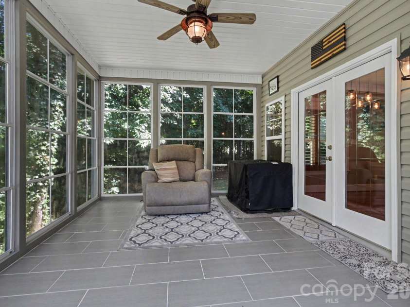 5116 Ivy Trace Court, Clemmons, NC 27012.  MLS# CAR4426274, YatesRealty ID 51818. 