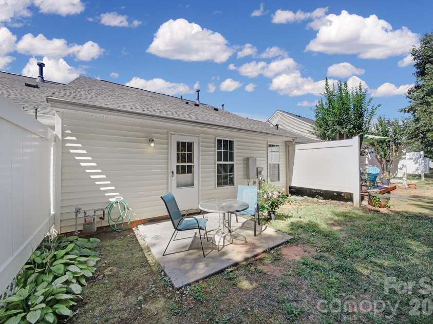 731 Sasha Court, Rock Hill, SC 29732.  MLS# CAR4424902, YatesRealty ID 51820. 
