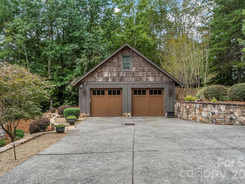 5069 Lighthouse Court, Morganton, NC 28655.  MLS# CAR4425829, YatesRealty ID 51822. 