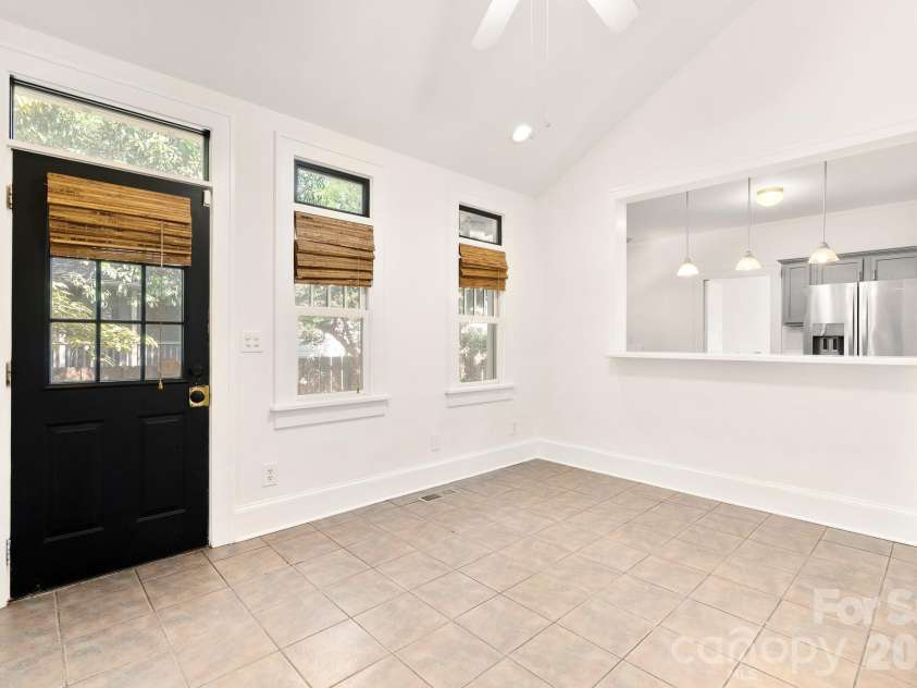 2334 7th Street, Charlotte, NC 28204.  MLS# CAR4426381, YatesRealty ID 51824. 