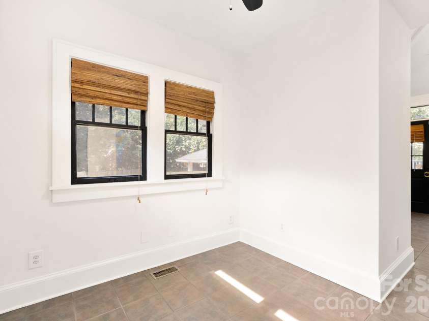 2334 7th Street, Charlotte, NC 28204.  MLS# CAR4426381, YatesRealty ID 51824. 