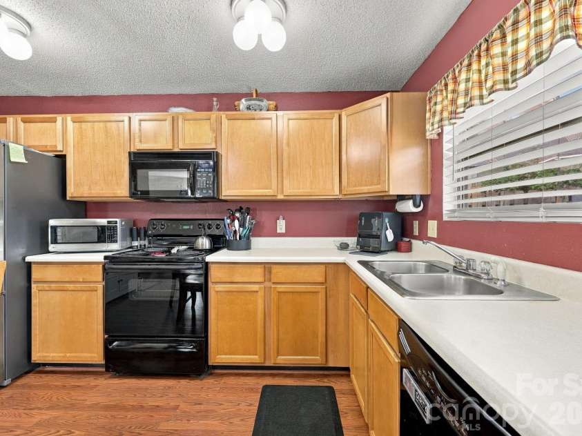 4331 Saint Catherines Court, Concord, NC 28025.  MLS# CAR4424369, YatesRealty ID 51826. 