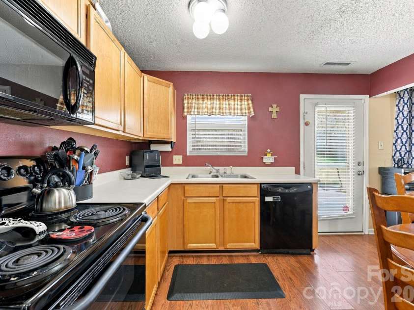 4331 Saint Catherines Court, Concord, NC 28025.  MLS# CAR4424369, YatesRealty ID 51826. 