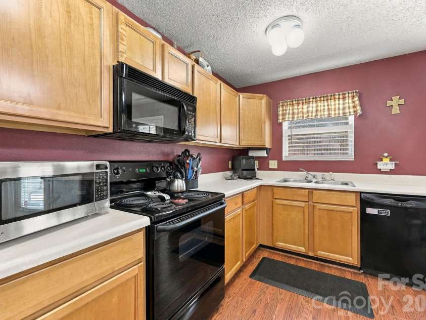 4331 Saint Catherines Court, Concord, NC 28025.  MLS# CAR4424369, YatesRealty ID 51826. 