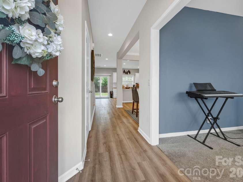 102 Calming Creek Way, Elgin, SC 29045.  MLS# CAR4411903, YatesRealty ID 51828. 