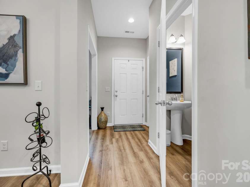102 Calming Creek Way, Elgin, SC 29045.  MLS# CAR4411903, YatesRealty ID 51828. 
