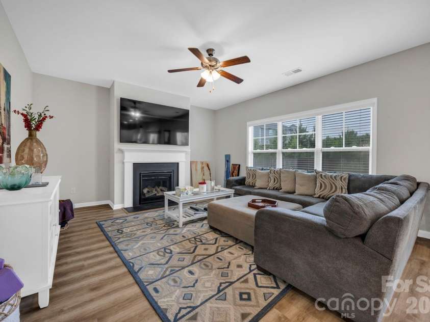 102 Calming Creek Way, Elgin, SC 29045.  MLS# CAR4411903, YatesRealty ID 51828. 