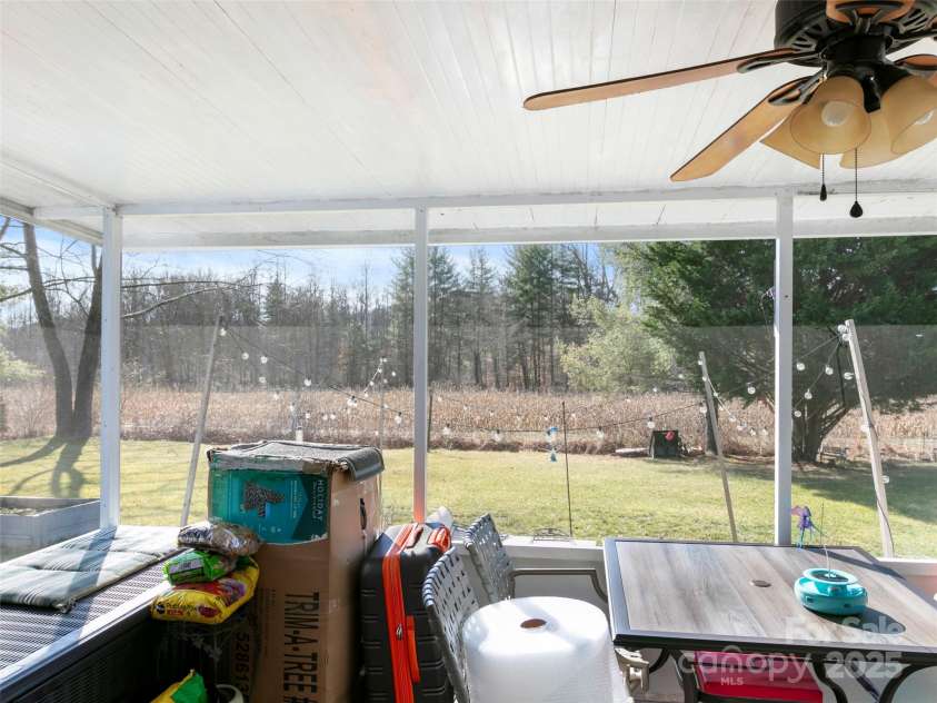 221 Misty Lane, Hendersonville, NC 28739.  MLS# CAR4221498, YatesRealty ID 5183. 