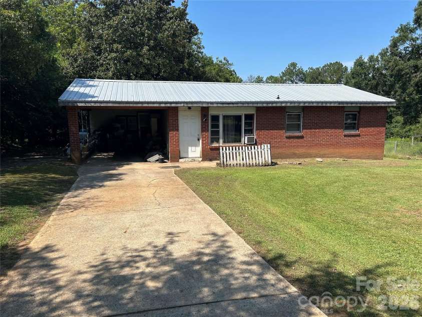 111 Country Meadows Lane, Forest City, NC 28043.  MLS# CAR4425608, YatesRealty ID 51837. 