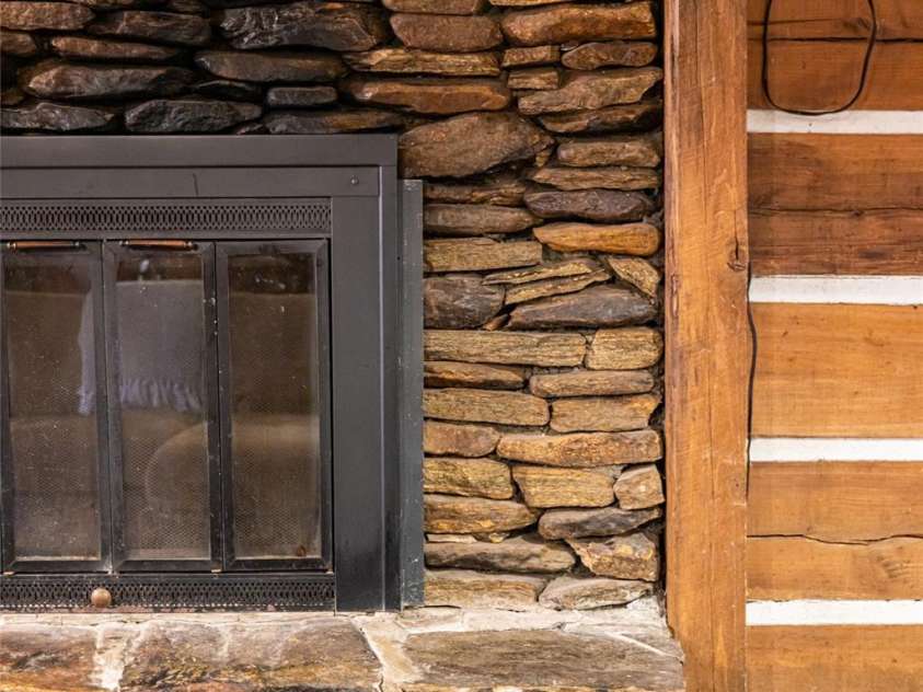 16 Rocky Glen Trail, Black Mountain, NC 28711.  MLS# CAR4328828, YatesRealty ID 5184. 