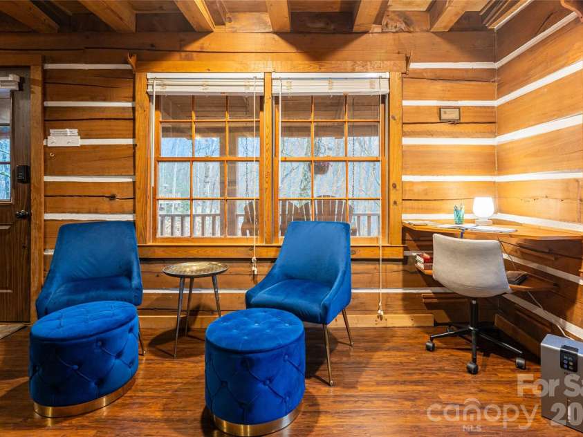 16 Rocky Glen Trail, Black Mountain, NC 28711.  MLS# CAR4328828, YatesRealty ID 5184. 