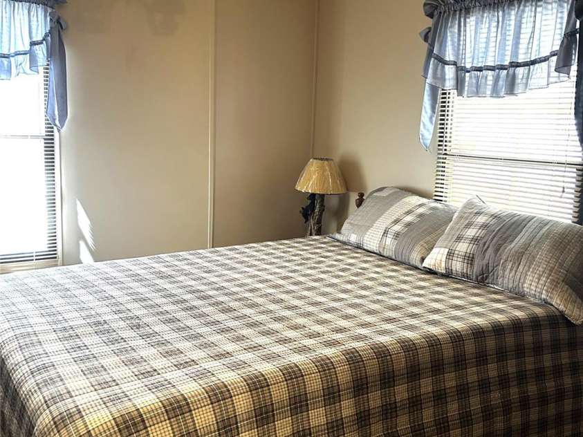 84 Greentree Lane, Canton, NC 28716.  MLS# CAR4239950, YatesRealty ID 5184. 