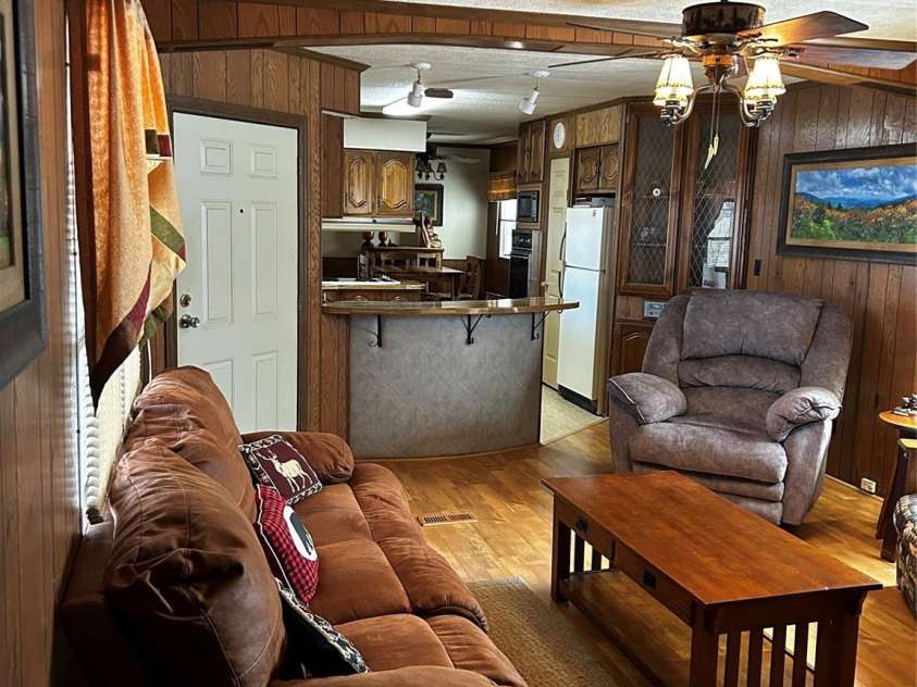 84 Greentree Lane, Canton, NC 28716.  MLS# CAR4239950, YatesRealty ID 5184. Completely turn key and furnished