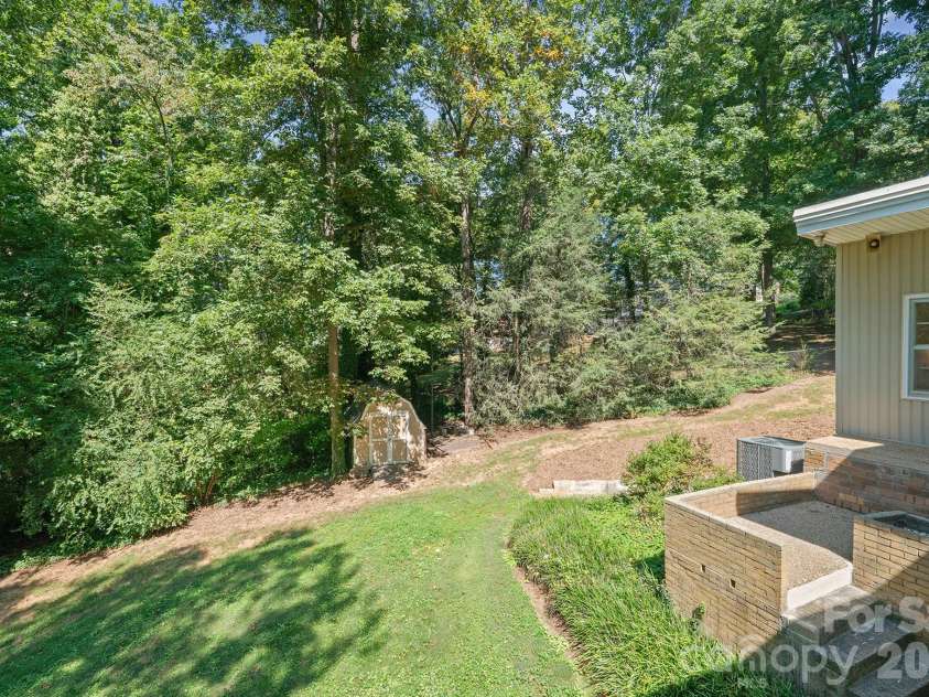 220 30th Avenue, Hickory, NC 28601.  MLS# CAR4425984, YatesRealty ID 51845. Back Yard