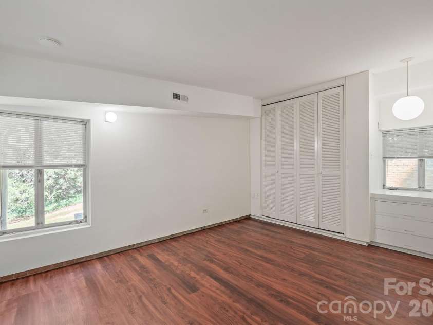 220 30th Avenue, Hickory, NC 28601.  MLS# CAR4425984, YatesRealty ID 51845. Primary Bedroom