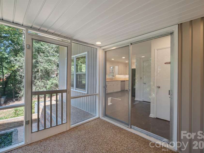220 30th Avenue, Hickory, NC 28601.  MLS# CAR4425984, YatesRealty ID 51845. Screened Porch
