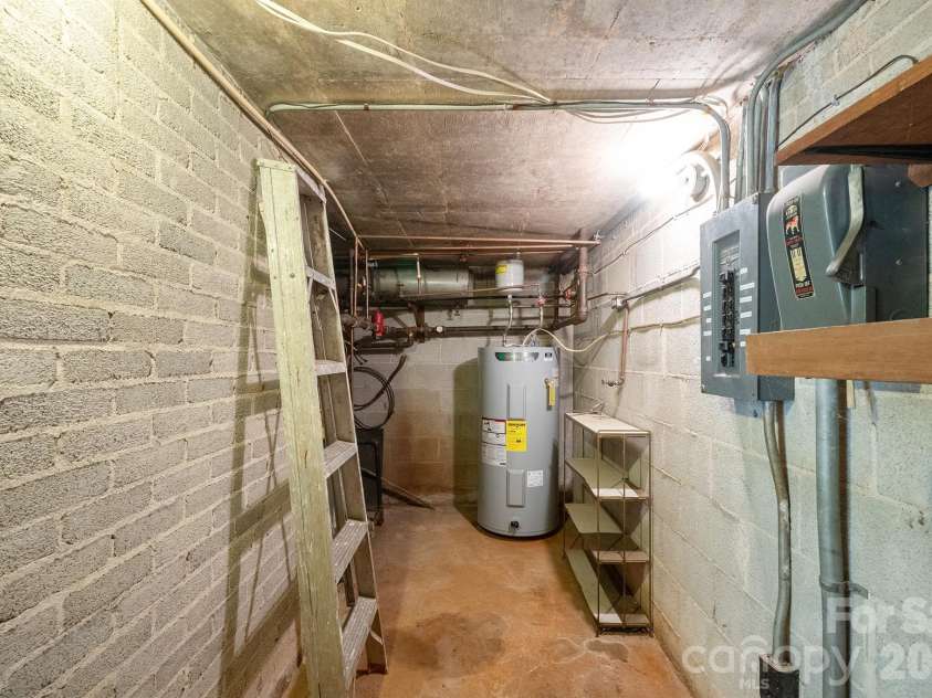 220 30th Avenue, Hickory, NC 28601.  MLS# CAR4425984, YatesRealty ID 51845. Utility Room