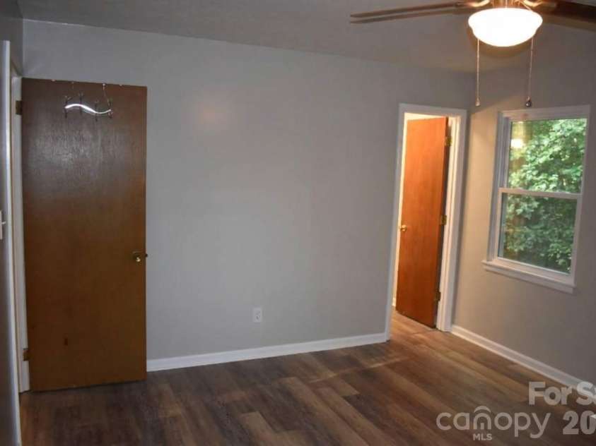 247 Lucky Street, Marion, NC 28752.  MLS# CAR4424745, YatesRealty ID 51847. 