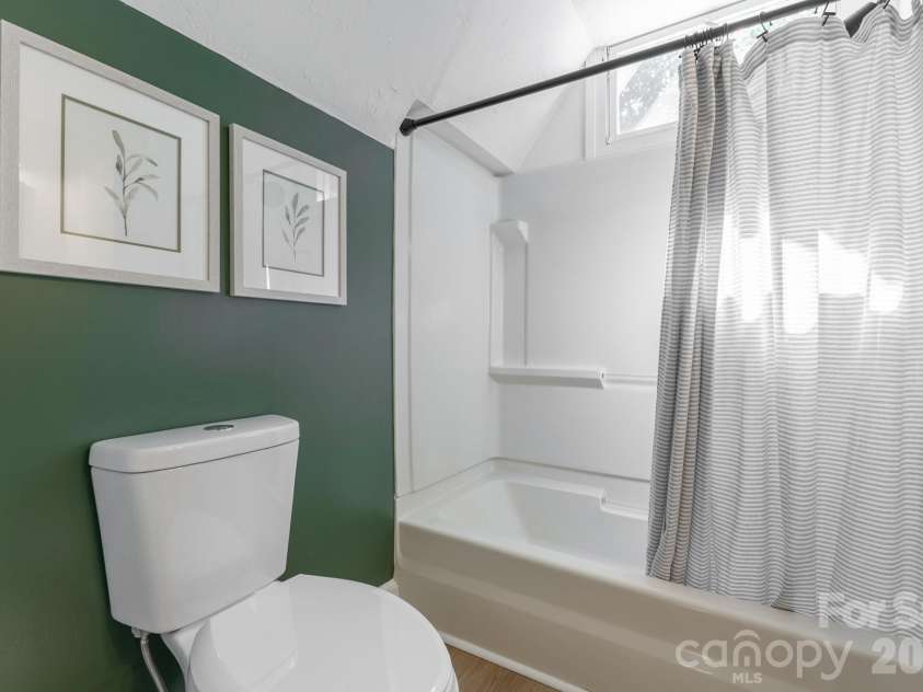 1846 Sunset Farms Road, Whittier, NC 28789.  MLS# CAR4426268, YatesRealty ID 51848. 
