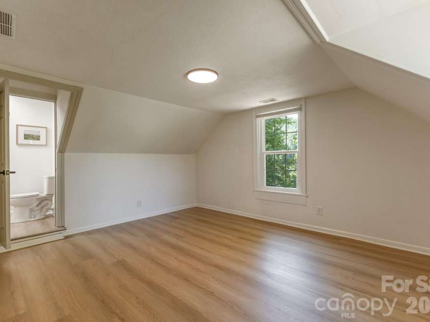 1846 Sunset Farms Road, Whittier, NC 28789.  MLS# CAR4426268, YatesRealty ID 51848. 