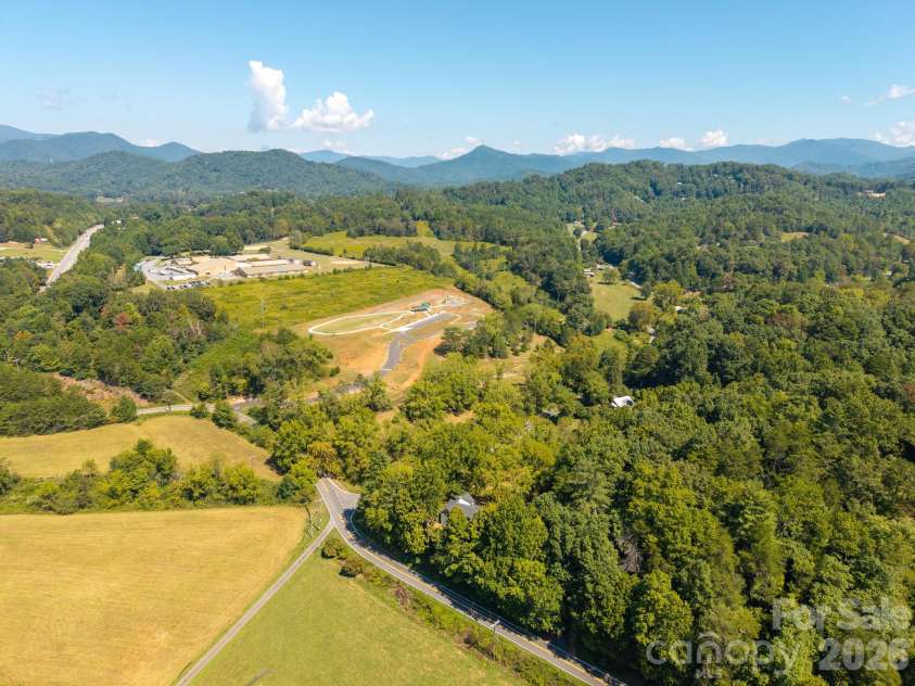 1846 Sunset Farms Road, Whittier, NC 28789.  MLS# CAR4426268, YatesRealty ID 51848. 