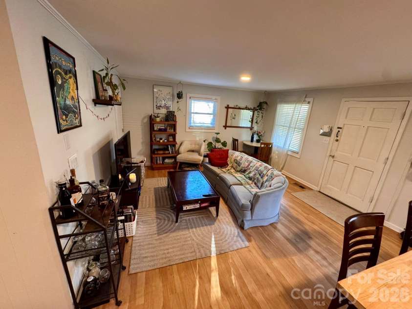 1217 Allen Street, Charlotte, NC 28205.  MLS# CAR4348952, YatesRealty ID 5185. 