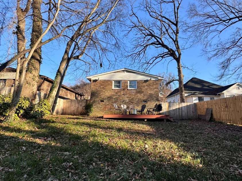 1217 Allen Street, Charlotte, NC 28205.  MLS# CAR4348952, YatesRealty ID 5185. 