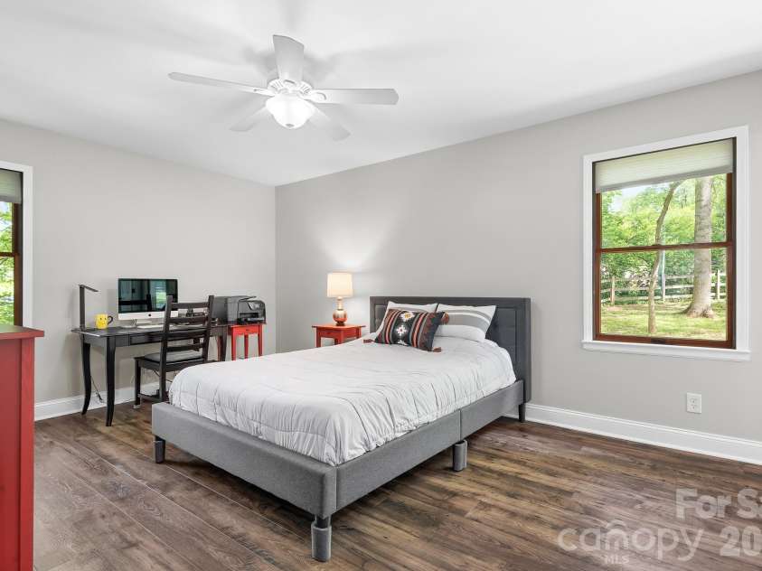 204 Nottingham Drive, Huntersville, NC 28078.  MLS# CAR4425861, YatesRealty ID 51856. 
