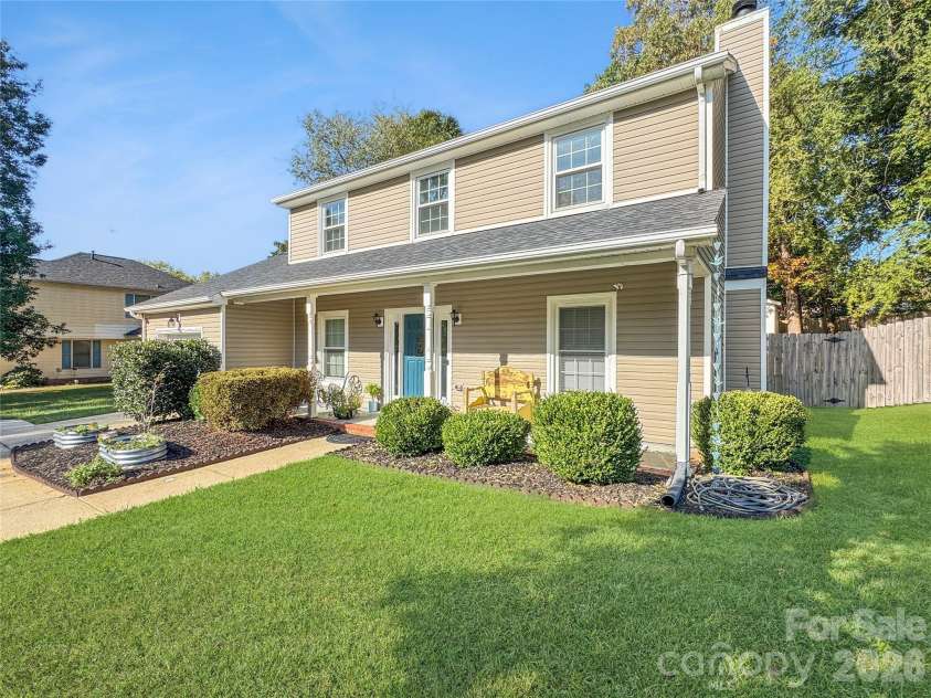 7806 Lobilia Lane, Charlotte, NC 28214.  MLS# CAR4426059, YatesRealty ID 51857. 