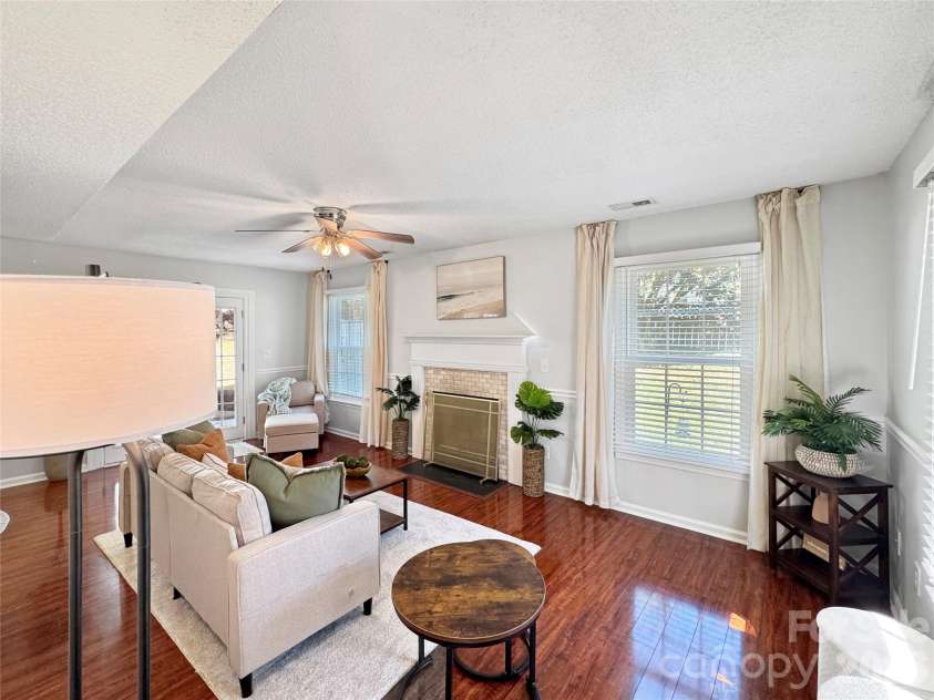 7806 Lobilia Lane, Charlotte, NC 28214.  MLS# CAR4426059, YatesRealty ID 51857. 