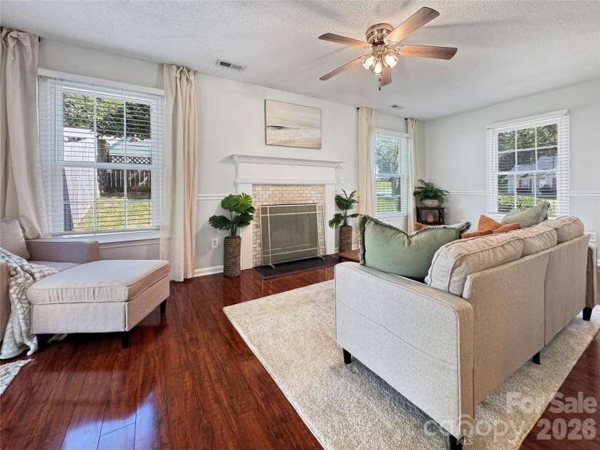 7806 Lobilia Lane, Charlotte, NC 28214.  MLS# CAR4426059, YatesRealty ID 51857. 
