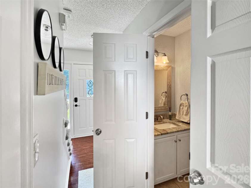 7806 Lobilia Lane, Charlotte, NC 28214.  MLS# CAR4426059, YatesRealty ID 51857. 