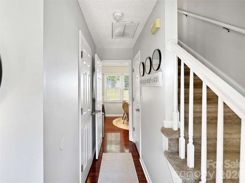 7806 Lobilia Lane, Charlotte, NC 28214.  MLS# CAR4426059, YatesRealty ID 51857. 