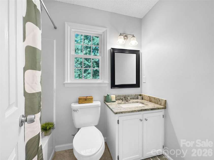 7806 Lobilia Lane, Charlotte, NC 28214.  MLS# CAR4426059, YatesRealty ID 51857. 