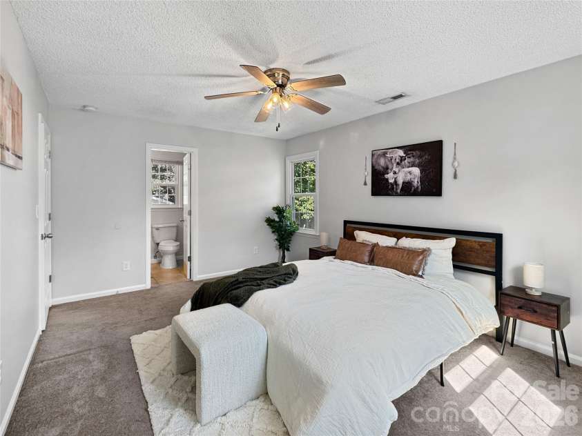 7806 Lobilia Lane, Charlotte, NC 28214.  MLS# CAR4426059, YatesRealty ID 51857. 