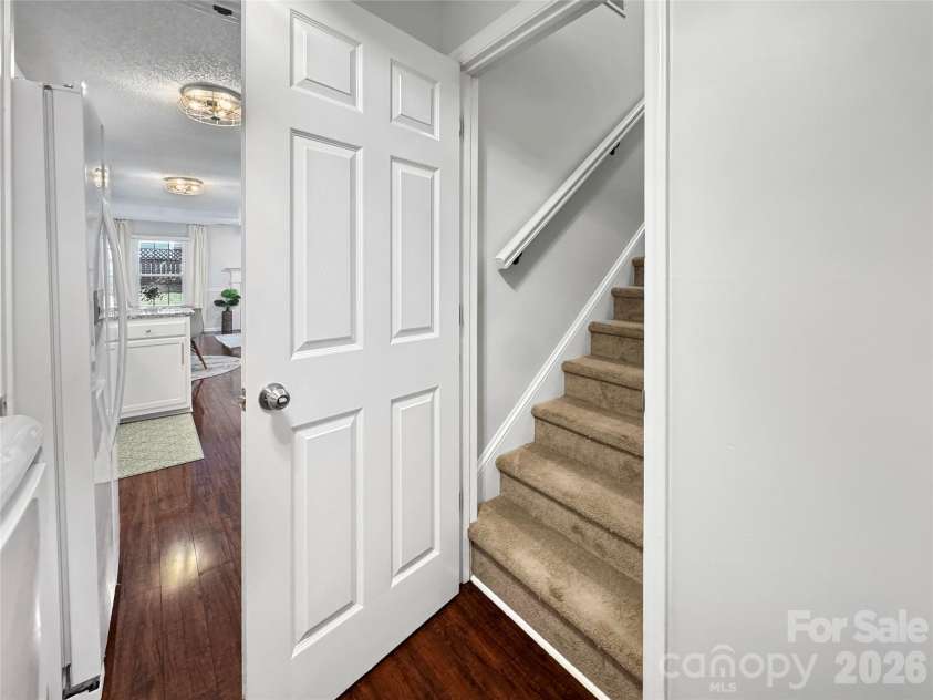 7806 Lobilia Lane, Charlotte, NC 28214.  MLS# CAR4426059, YatesRealty ID 51857. 