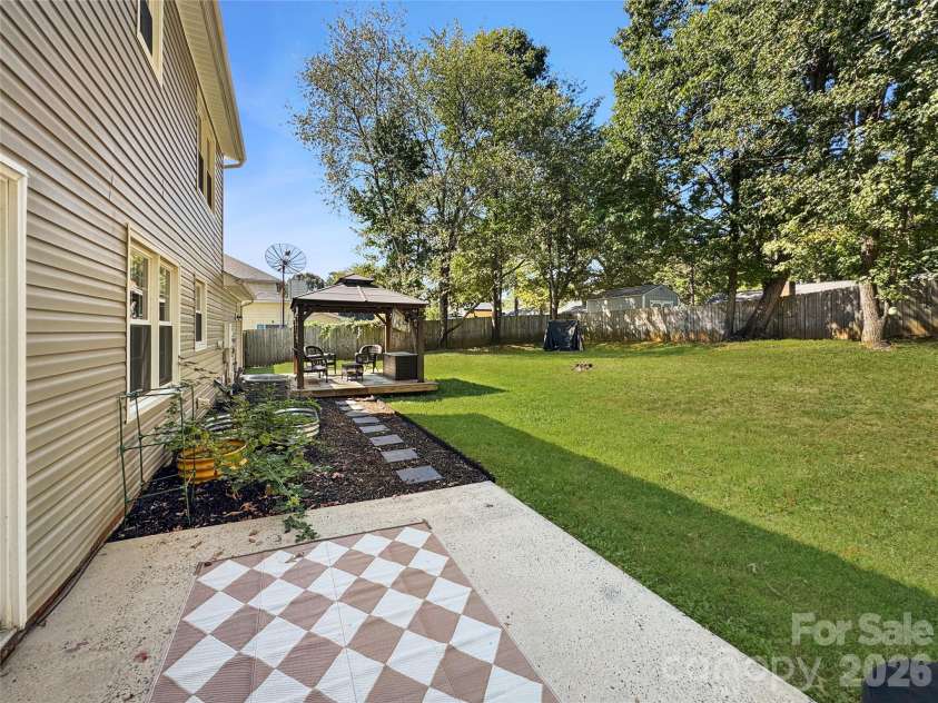 7806 Lobilia Lane, Charlotte, NC 28214.  MLS# CAR4426059, YatesRealty ID 51857. 