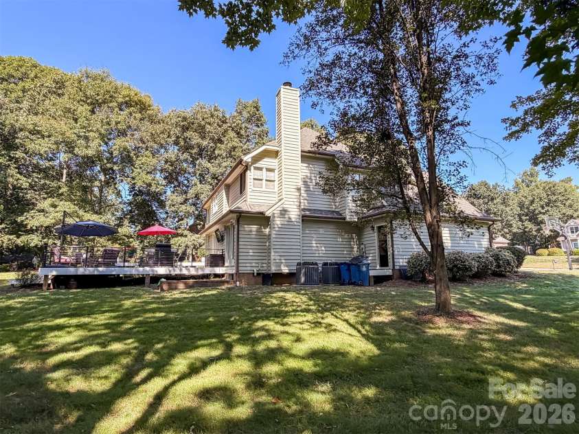 1740 29th Avenue Place, Hickory, NC 28601.  MLS# CAR4426155, YatesRealty ID 51858. 