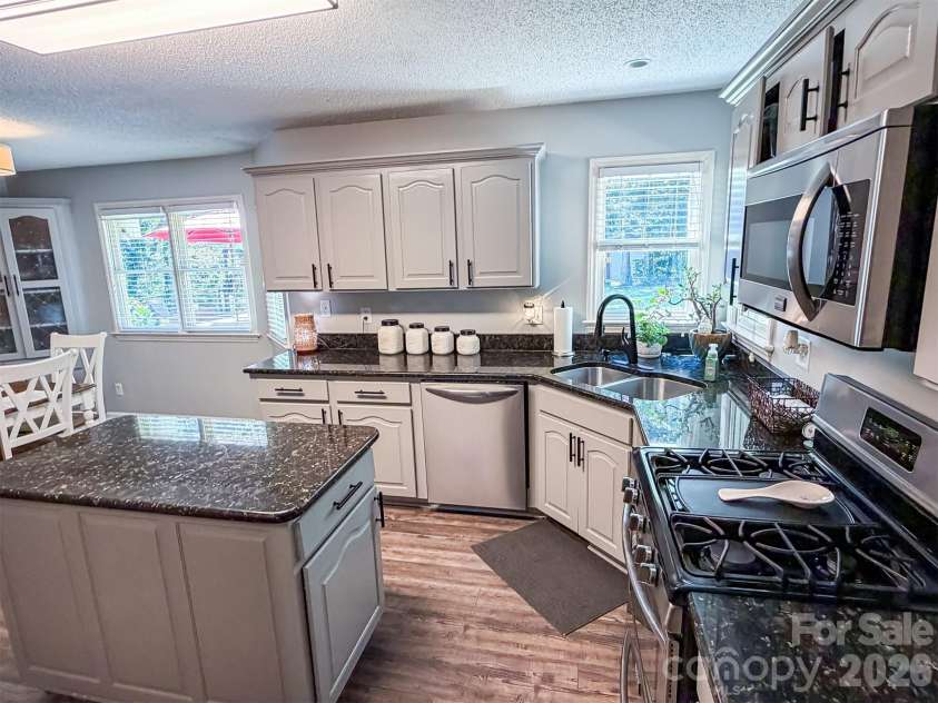 1740 29th Avenue Place, Hickory, NC 28601.  MLS# CAR4426155, YatesRealty ID 51858. 
