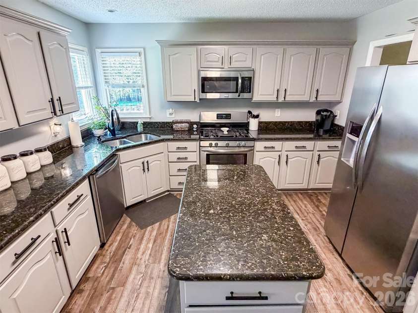 1740 29th Avenue Place, Hickory, NC 28601.  MLS# CAR4426155, YatesRealty ID 51858. 