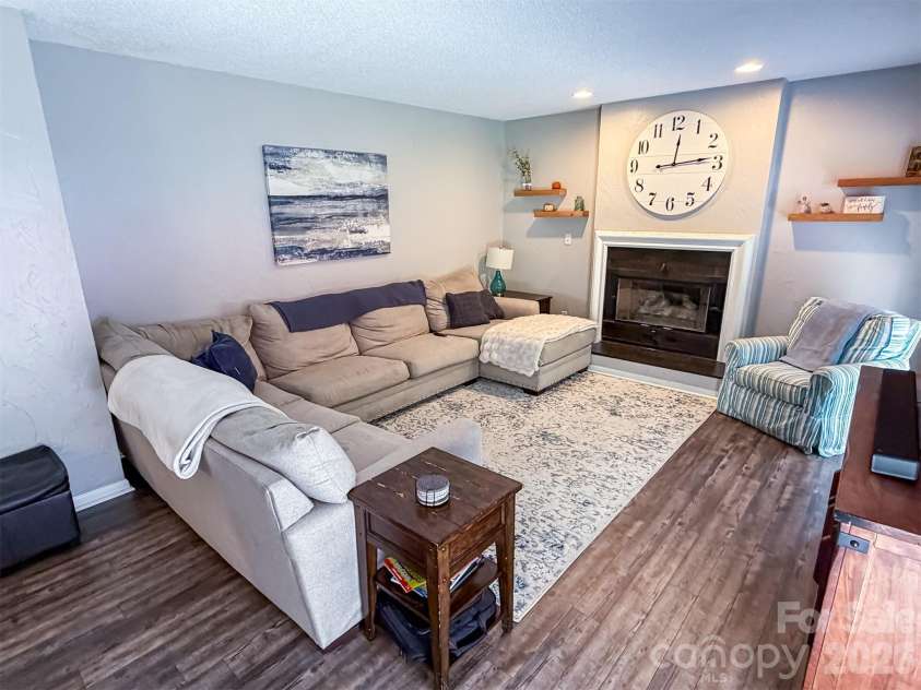 1740 29th Avenue Place, Hickory, NC 28601.  MLS# CAR4426155, YatesRealty ID 51858. 