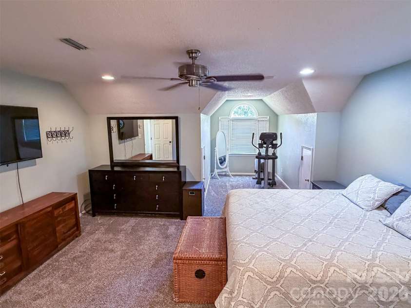 1740 29th Avenue Place, Hickory, NC 28601.  MLS# CAR4426155, YatesRealty ID 51858. 