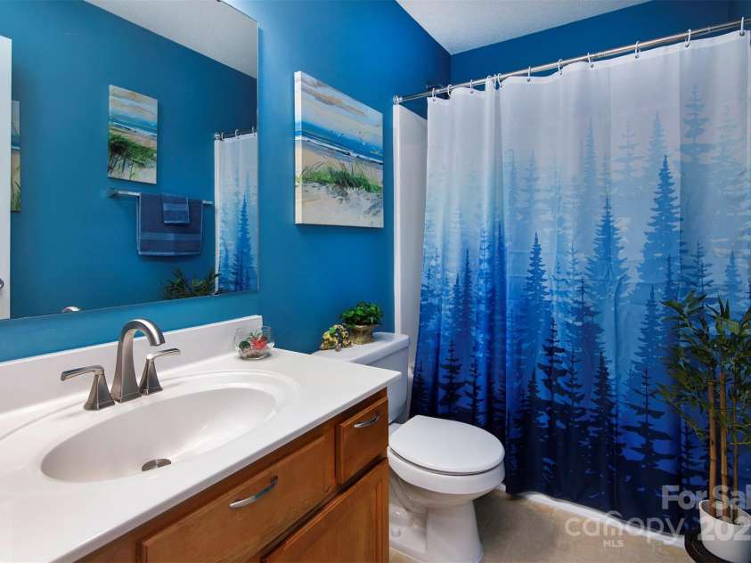 5127 Fernhill Drive, Charlotte, NC 28217.  MLS# CAR4243775, YatesRealty ID 5186. 