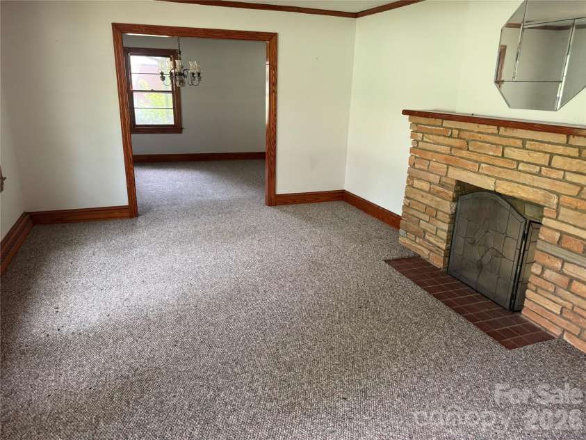 369 Monticello Road, Statesville, NC 28625.  MLS# CAR4425636, YatesRealty ID 51861. 