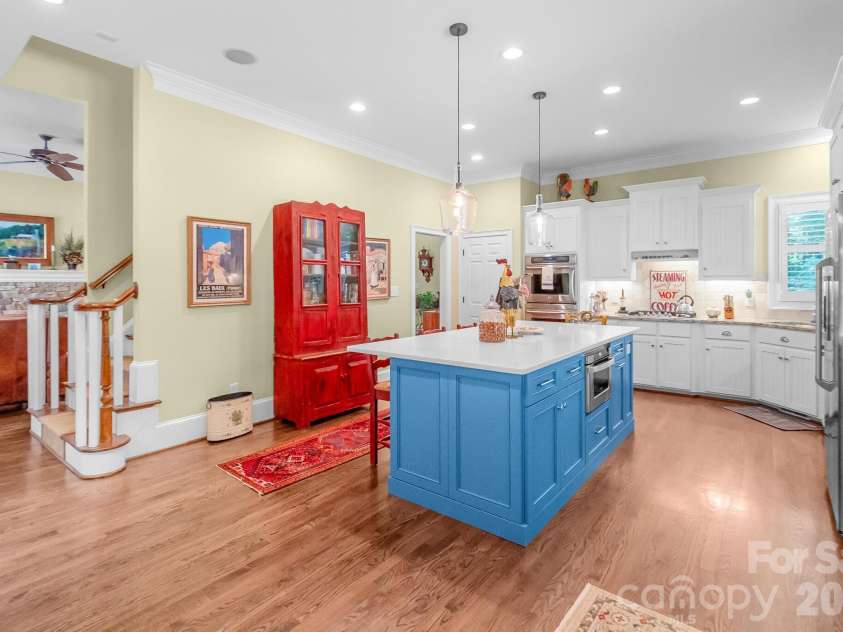 121 Seabury Drive, Mooresville, NC 28117.  MLS# CAR4426437, YatesRealty ID 51862. 