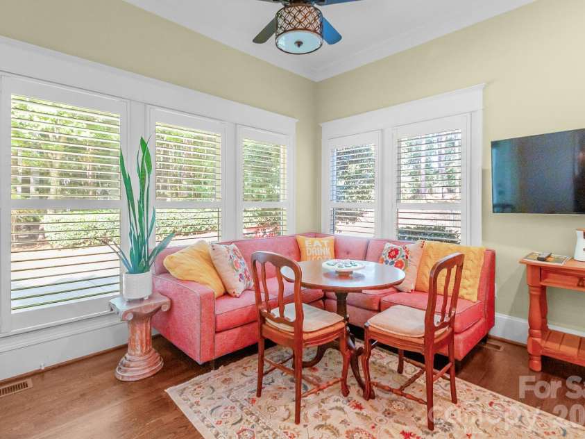 121 Seabury Drive, Mooresville, NC 28117.  MLS# CAR4426437, YatesRealty ID 51862. 
